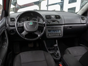 Хетчбэк Skoda Fabia 2012 года, 799000 рублей, Краснодар