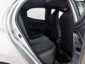 Хетчбэк Toyota Yaris 2020 года, 1280000 рублей, Красноярск