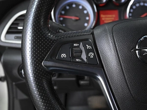Хетчбэк Opel Astra GTC 2012 года, 940000 рублей, Ставрополь