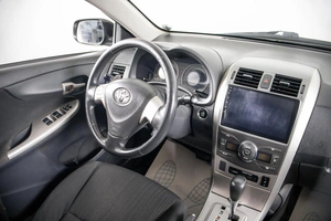 Седан Toyota Corolla 2007 года, 839000 рублей, Пермь