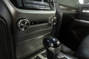 Внедорожник Toyota Land Cruiser 2016 года, 5079000 рублей, Челябинск