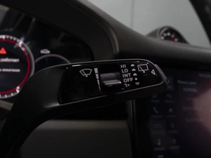 Внедорожник Porsche Cayenne 2018 года, 6980000 рублей, Омск