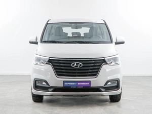 Минивэн Hyundai H-1 2019 года, 3388888 рублей, Москва