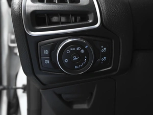 Хетчбэк Ford Focus 2013 года, 869000 рублей, Ставрополь