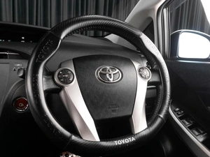 Лифтбек Toyota Prius 2013 года, 1449000 рублей, Тюмень