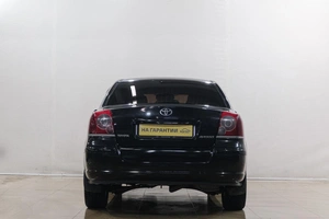 Седан Toyota Avensis 2006 года, 899000 рублей, Новокузнецк