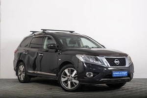 Внедорожник Nissan Pathfinder 2015 года, 1679000 рублей, Томск
