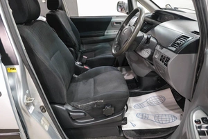 Минивэн Toyota Voxy 2006 года, 889000 рублей, Новокузнецк
