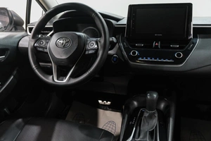 Седан Toyota Corolla 2019 года, 1599000 рублей, Новокузнецк