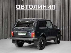 Внедорожник ВАЗ (LADA) 4x4 (Нива) 2015 года, 530000 рублей, Красноярск