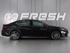 Седан Toyota Camry 2026 года, 4237000 рублей, Красный Пахарь