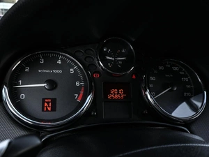 Хетчбэк Peugeot 207 2009 года, 499000 рублей, Волгоград