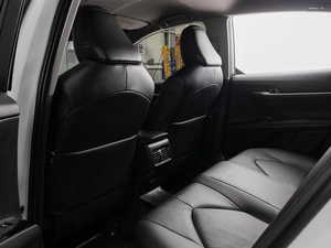 Седан Toyota Camry 2019 года, 3090000 рублей, Тюмень
