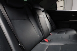 Седан Toyota Camry 2016 года, 1999000 рублей, Новосибирск