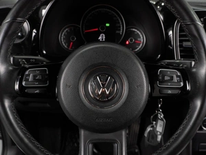 Хетчбэк Volkswagen Beetle 2014 года, 1599000 рублей, Тюмень