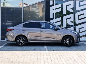 Седан Kia Rio 2021 года, 1800000 рублей, Краснодар