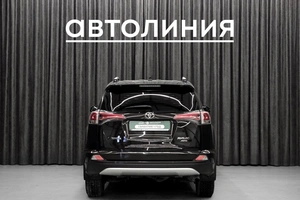 Внедорожник Toyota RAV4 2015 года, 2499000 рублей, Красноярск