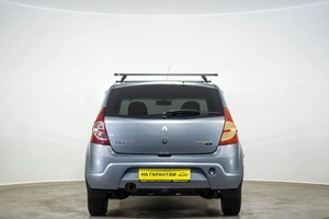 Хетчбэк Renault Sandero 2011 года, 529000 рублей, Оренбург