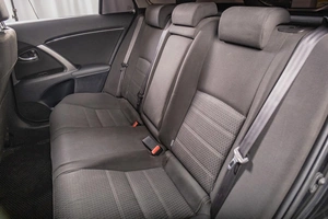 Универсал Toyota Avensis 2012 года, 1399000 рублей, Томск
