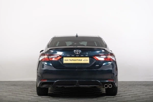 Седан Toyota Camry 2021 года, 3149000 рублей, Томск