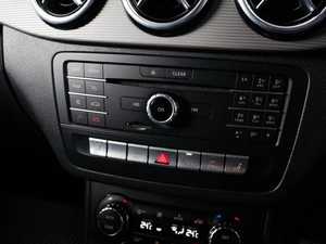 Хетчбэк Mercedes-benz B-класс 2017 года, 1649000 рублей, Тюмень