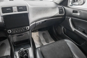 Седан Honda Accord 2004 года, 929000 рублей, Барнаул