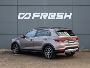 Хетчбэк Kia Rio X-Line 2018 года, 1690000 рублей, Краснодар