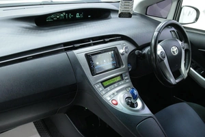 Лифтбек Toyota Prius 2012 года, 1088000 рублей, Солонцы