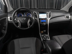 Хетчбэк Hyundai i30 2012 года, 999000 рублей, Тюмень