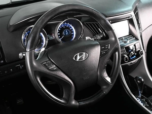 Седан Hyundai Sonata 2012 года, 1249000 рублей, Аксай