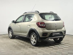 Хетчбэк Renault Sandero Stepway 2016 года, 715500 рублей, Казань