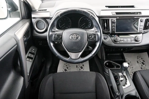 Внедорожник Toyota RAV4 2017 года, 3189000 рублей, Красноярск
