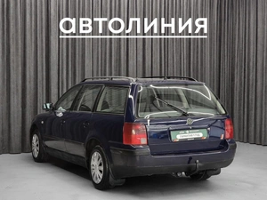 Универсал Volkswagen Passat 2000 года, 379000 рублей, Красноярск