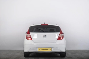 Хетчбэк Hyundai i30 2010 года, 799000 рублей, Томск