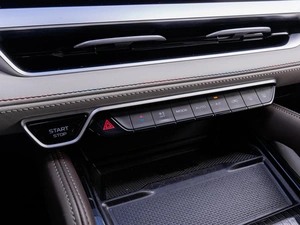 Внедорожник Geely Monjaro 2023 года, 3200000 рублей, Краснодар