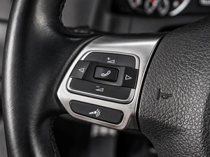Внедорожник Volkswagen Tiguan 2014 года, 2059000 рублей, Тюмень