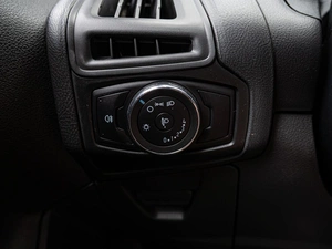 Седан Ford Focus 2013 года, 710000 рублей, Краснодар