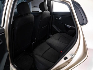 Седан Kia Rio 2015 года, 999000 рублей, Тюмень