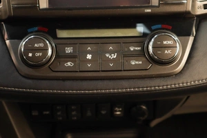 Внедорожник Toyota RAV4 2013 года, 2069000 рублей, Челябинск