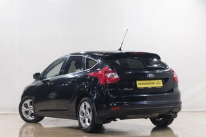 Хетчбэк Ford Focus 2013 года, 899000 рублей, Новокузнецк