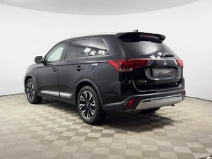 Внедорожник Mitsubishi Outlander 2020 года, 2552900 рублей, Казань