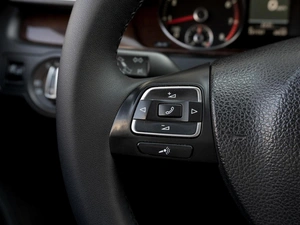 Седан Volkswagen Passat 2012 года, 1099000 рублей, Саратов
