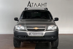 Внедорожник Chevrolet Niva 2014 года, 619000 рублей, Красноярск