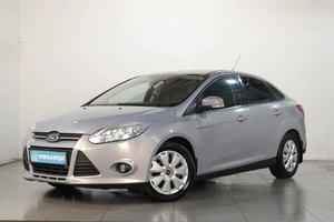 Хетчбэк Ford Focus 2012 года, 829000 рублей, Челябинск