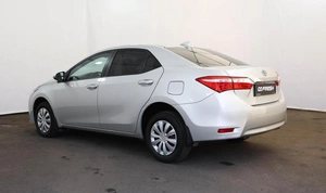 Седан Toyota Corolla 2018 года, 1550000 рублей, Орёл