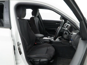 Хетчбэк BMW 1 серия 2015 года, 1495055 рублей, Москва