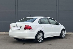 Седан Volkswagen Polo 2011 года, 790000 рублей, Солонцы