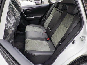 Внедорожник Toyota RAV4 2025 года, 4090000 рублей, Краснодар