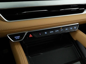 Внедорожник Geely Monjaro 2023 года, 3449999 рублей, Москва