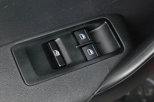 Седан Volkswagen Polo 2015 года, 769000 рублей, Тюмень